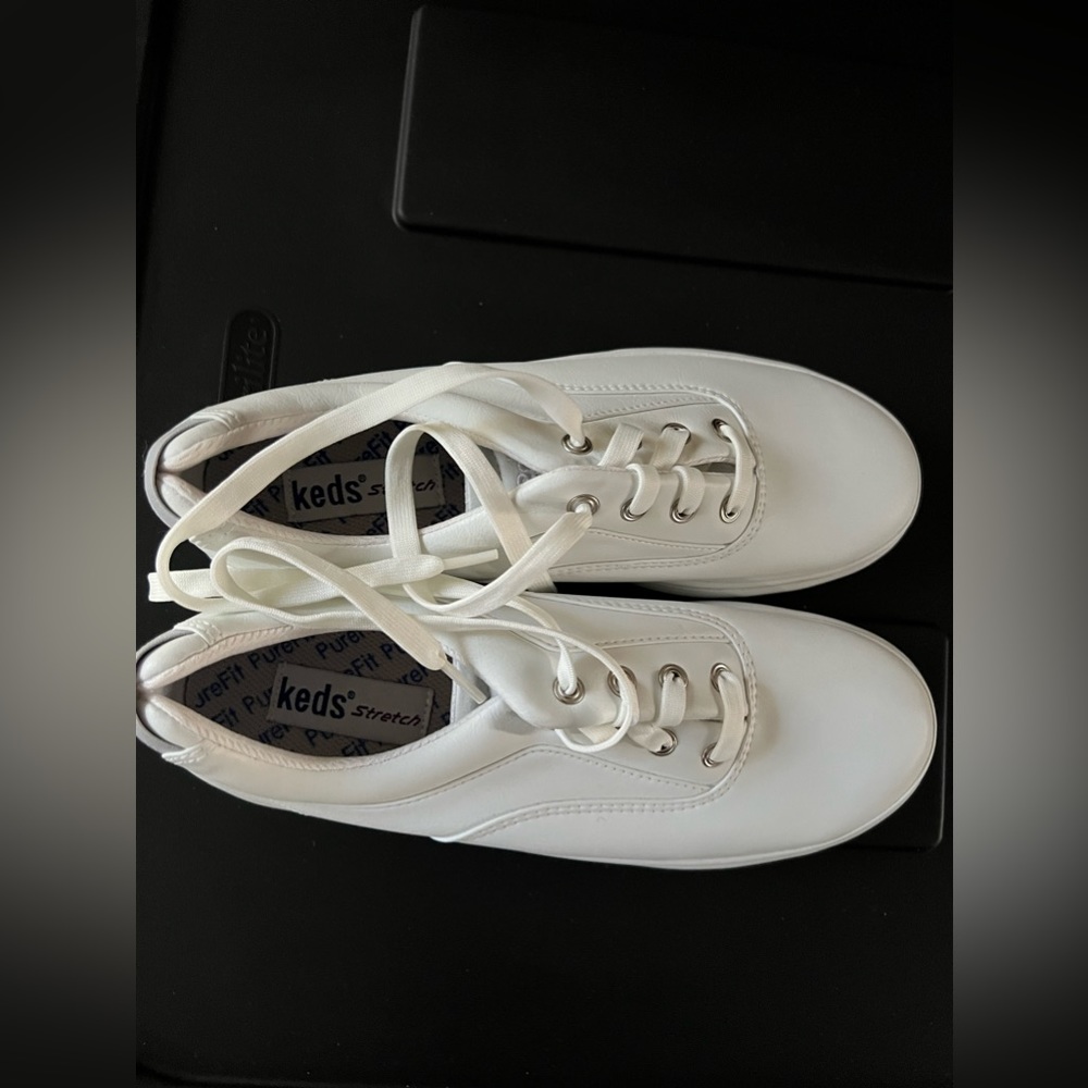 Keds sneakers brand new without tags